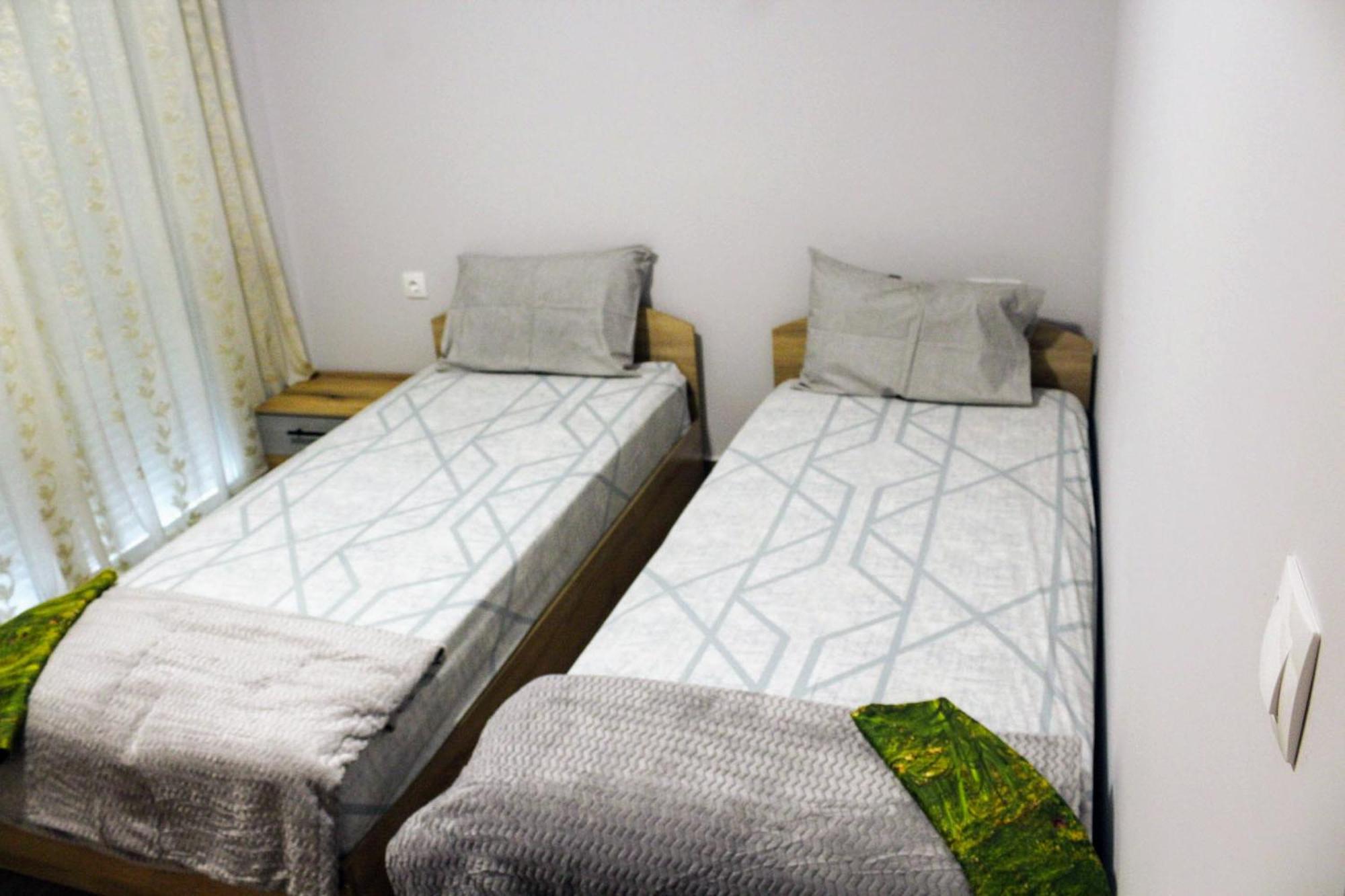 Konstantinos Apartment Nea Moudania Eksteriør billede
